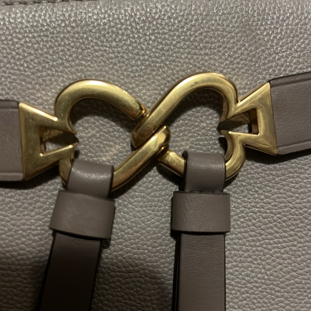 kate spade Pebbled Leather Crossbody in Light Gray with Gold Hardware - Picture 6 of 10